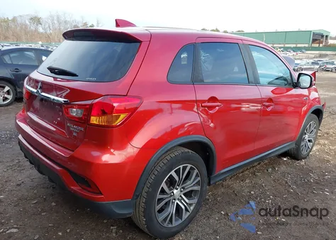 2018 Mitsubishi Outlander Sport 2.4 Se z USA, uszkodzony, nr VIN JA4AR3AW1JZ034275